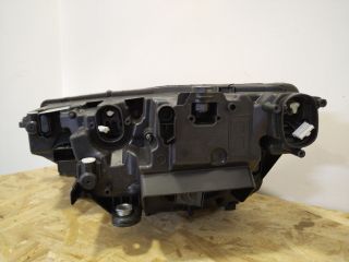 bontott SKODA OCTAVIA IV Jobb Fényszóró