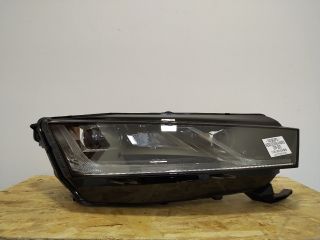 bontott SKODA OCTAVIA IV Jobb Fényszóró