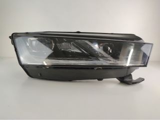 bontott SKODA OCTAVIA IV Jobb Fényszóró