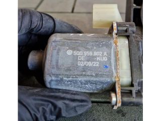 bontott SKODA OCTAVIA IV Jobb hátsó Ablakemelő Motor