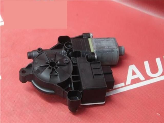 bontott SKODA OCTAVIA IV Jobb hátsó Ablakemelő Motor