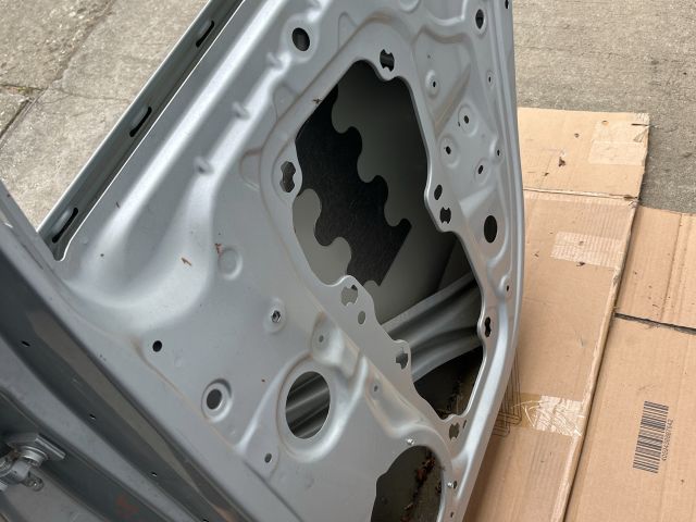 bontott SKODA OCTAVIA IV Jobb hátsó Ajtó (Üres lemez)