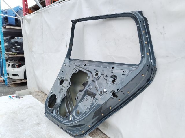 bontott SKODA OCTAVIA IV Jobb hátsó Ajtó (Üres lemez)