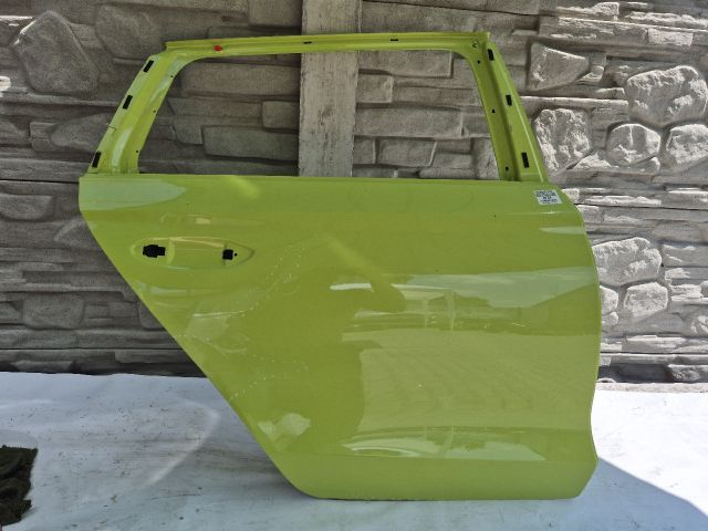 bontott SKODA OCTAVIA IV Jobb hátsó Ajtó (Üres lemez)