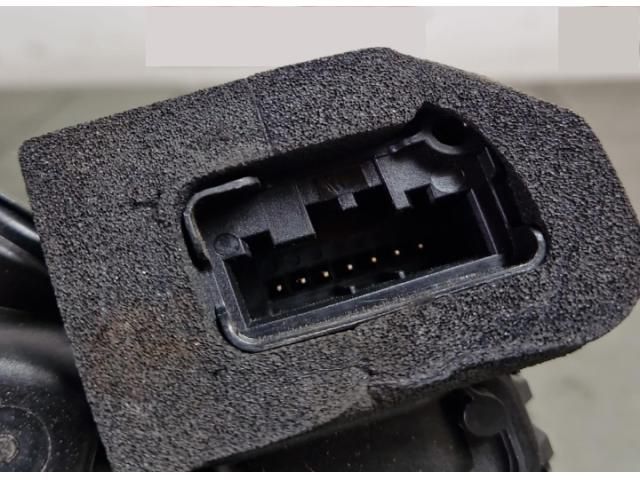 bontott SKODA OCTAVIA IV Jobb hátsó Ajtózár