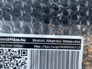 bontott SKODA OCTAVIA IV Jobb Ködlámpa Rács