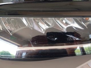 bontott SKODA OCTAVIA IV Jobb Ledes Fényszóró