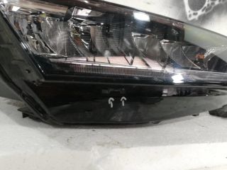 bontott SKODA OCTAVIA IV Jobb Ledes Fényszóró