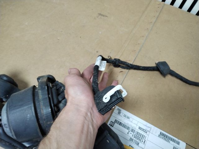 bontott SKODA OCTAVIA IV Vonóhorog