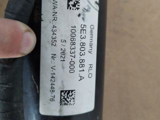 bontott SKODA OCTAVIA IV Vonóhorog