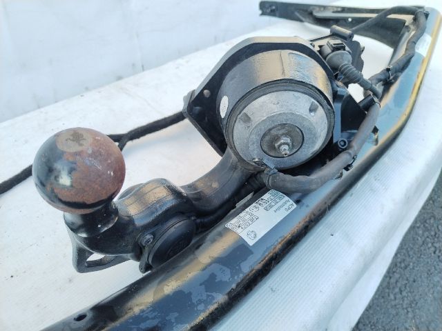 bontott SKODA OCTAVIA IV Vonóhorog