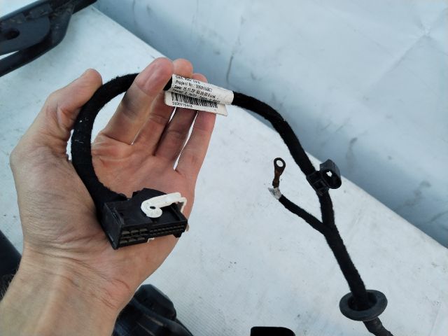 bontott SKODA OCTAVIA IV Vonóhorog