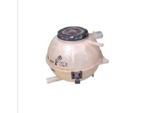 bontott SKODA RAPID Kiegyenlítő Tartály