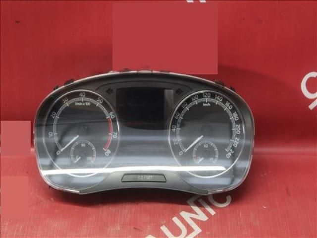 bontott SKODA RAPID Kilométeróra