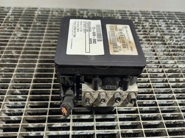 bontott SKODA RAPID ABS Kocka