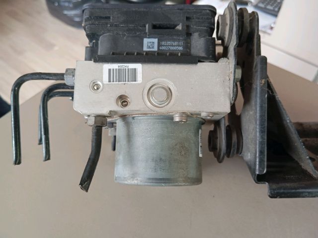 bontott SKODA RAPID ABS Kocka