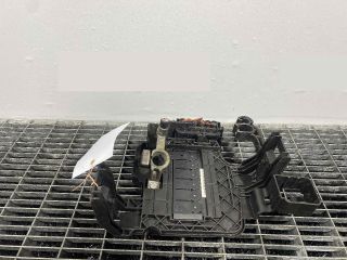 bontott SKODA RAPID Biztosítéktábla Motortér