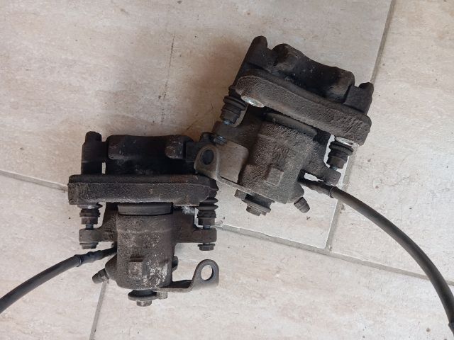 bontott SKODA RAPID Hátsó Pár Fék Szett (Nyereg, Tárcsa, Betét)