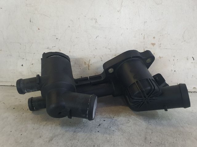 bontott SKODA RAPID Termosztátház