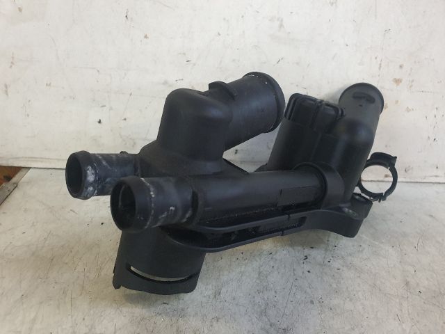 bontott SKODA RAPID Termosztátház