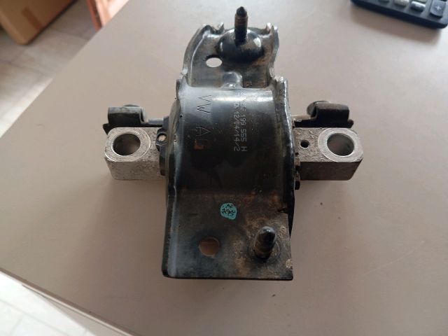 bontott SKODA RAPID Váltó Tartó Bak (Pozíciófüggetlen)