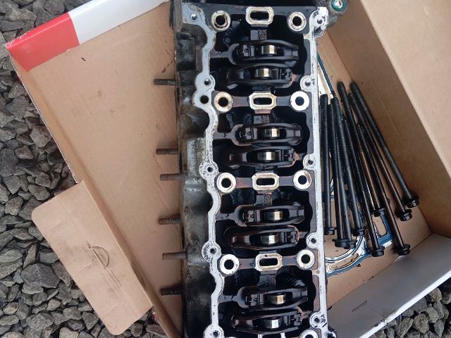 bontott SKODA RAPID Vezérműtengely Házzal