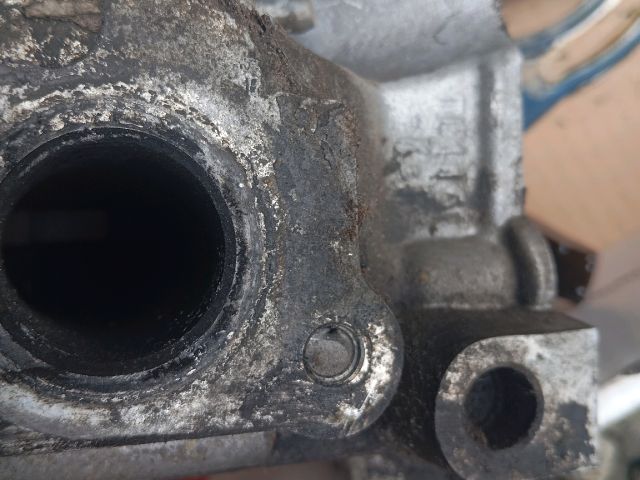 bontott SKODA RAPID Vezérműtengely Házzal