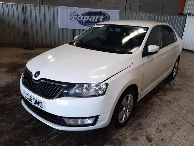 bontott SKODA RAPID Biztosítéktábla Motortér