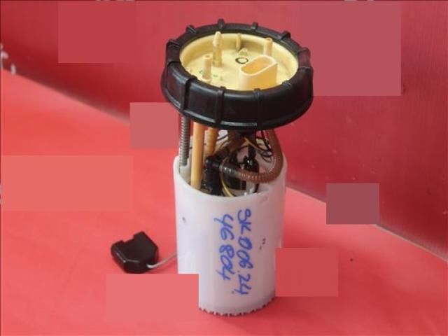 bontott SKODA RAPID Üzemanyag Szivattyú