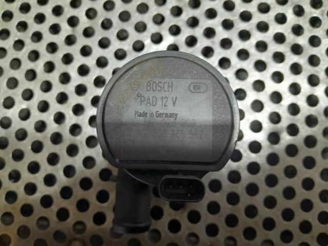 bontott SKODA RAPID Vízpumpa