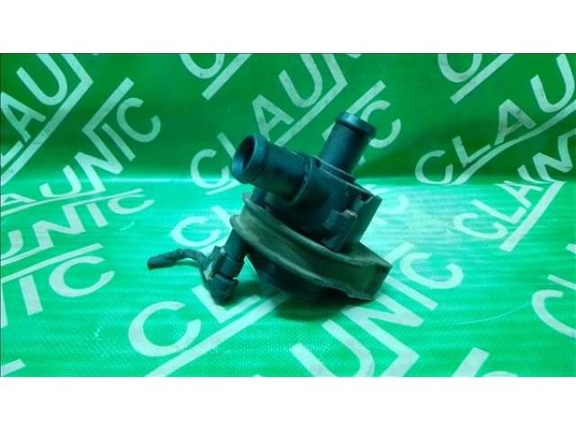 bontott SKODA RAPID Vízpumpa