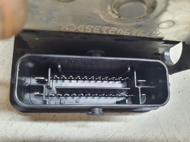 bontott SKODA RAPID ABS Kocka