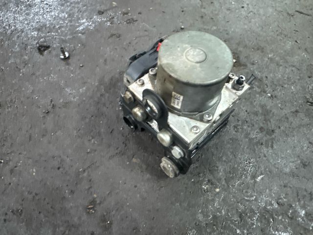 bontott SKODA RAPID ABS Kocka