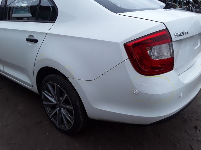 bontott SKODA RAPID Bal hátsó Féknyereg Munkahengerrel