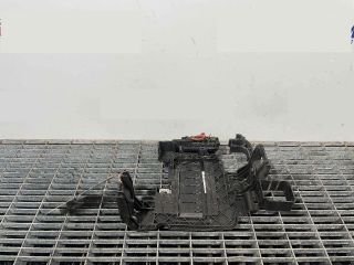 bontott SKODA RAPID Biztosítéktábla Motortér