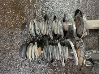 bontott SKODA RAPID Első Rugó Pár