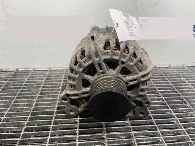 bontott SKODA RAPID Generátor