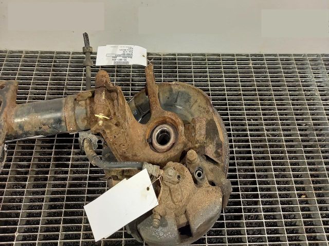 bontott SKODA RAPID Jobb első Csonkállvány