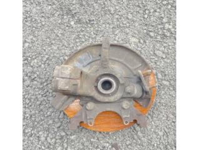 bontott SKODA RAPID Jobb első Csonkállvány