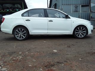 bontott SKODA RAPID Jobb Féltengely