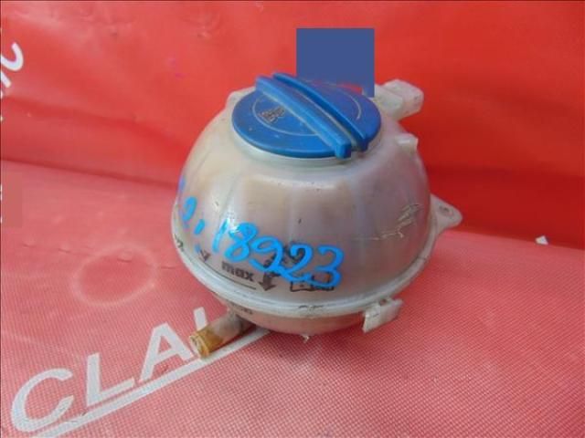 bontott SKODA RAPID Kiegyenlítő Tartály