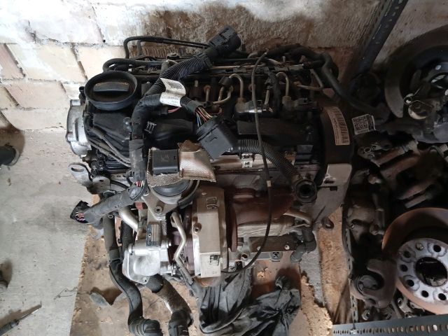 bontott SKODA RAPID Komplett Motor (Segédberendezésekkel)