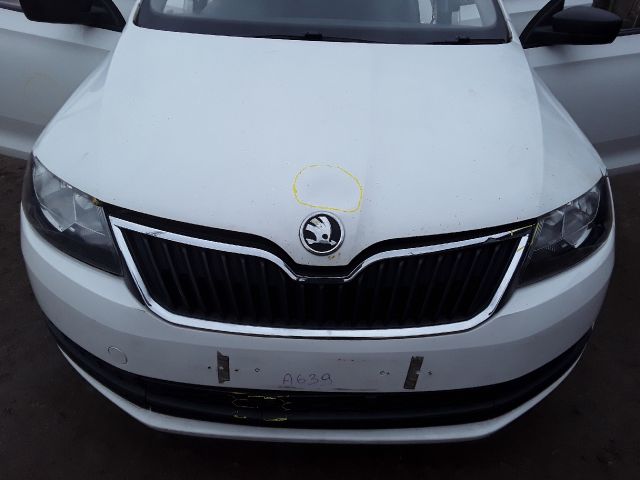 bontott SKODA RAPID Légszűrő Ház