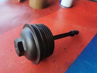 bontott SKODA RAPID Olajszűrő Kupak