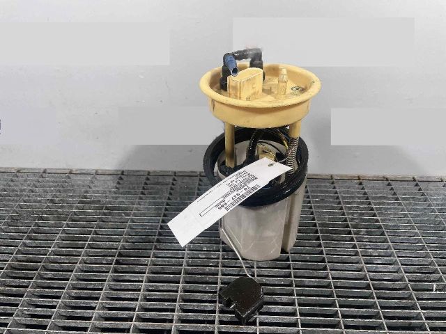 bontott SKODA RAPID Üzemanyag Szivattyú