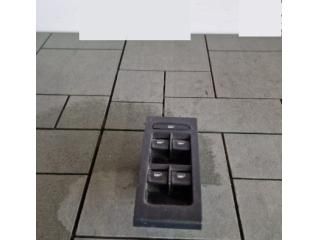 bontott SKODA RAPID Ablakemelő Kapcsoló Négyes / Kettes