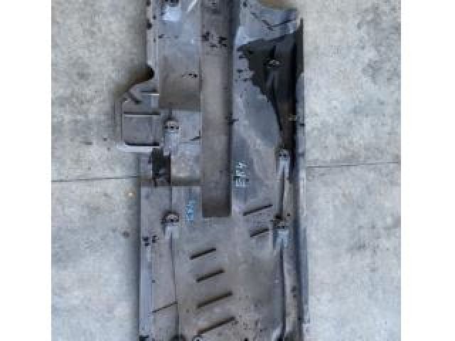 bontott SKODA RAPID Alsó Padlólemez Burkolat