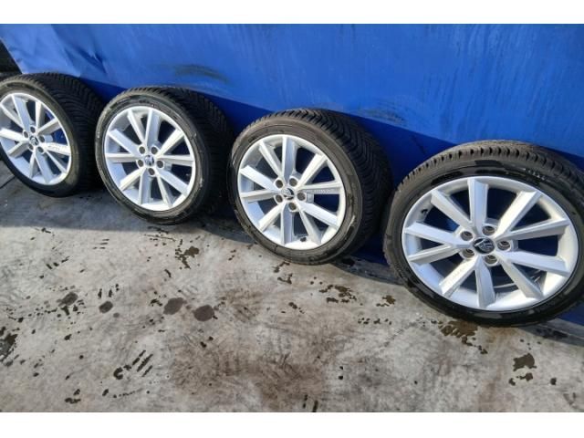 bontott SKODA RAPID Alufelni Szett Gumival