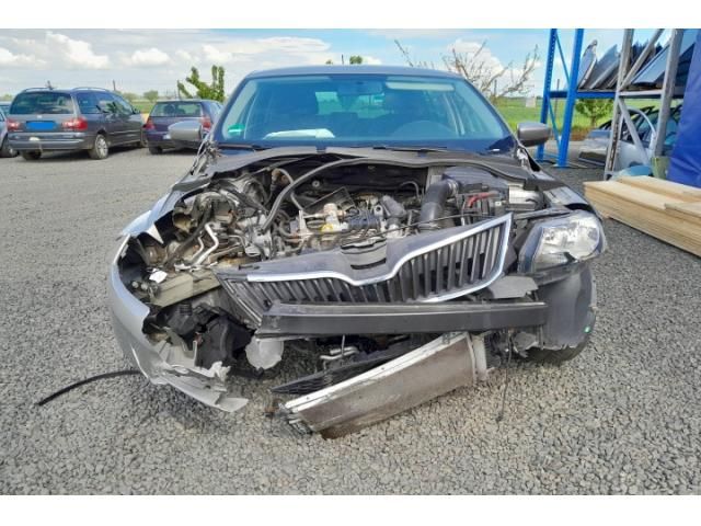 bontott SKODA RAPID Alufelni Szett Gumival