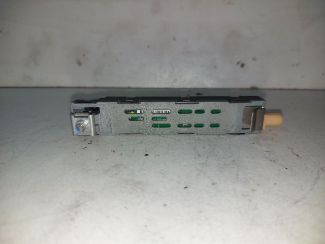 bontott SKODA RAPID Antenna Erősítő